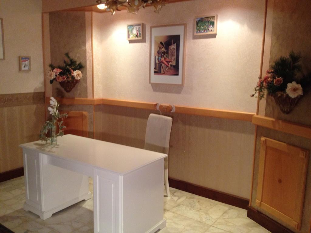 B&B Il Bagolaro Dell'EtnaSant'Agata Li Battiati エクステリア 写真
