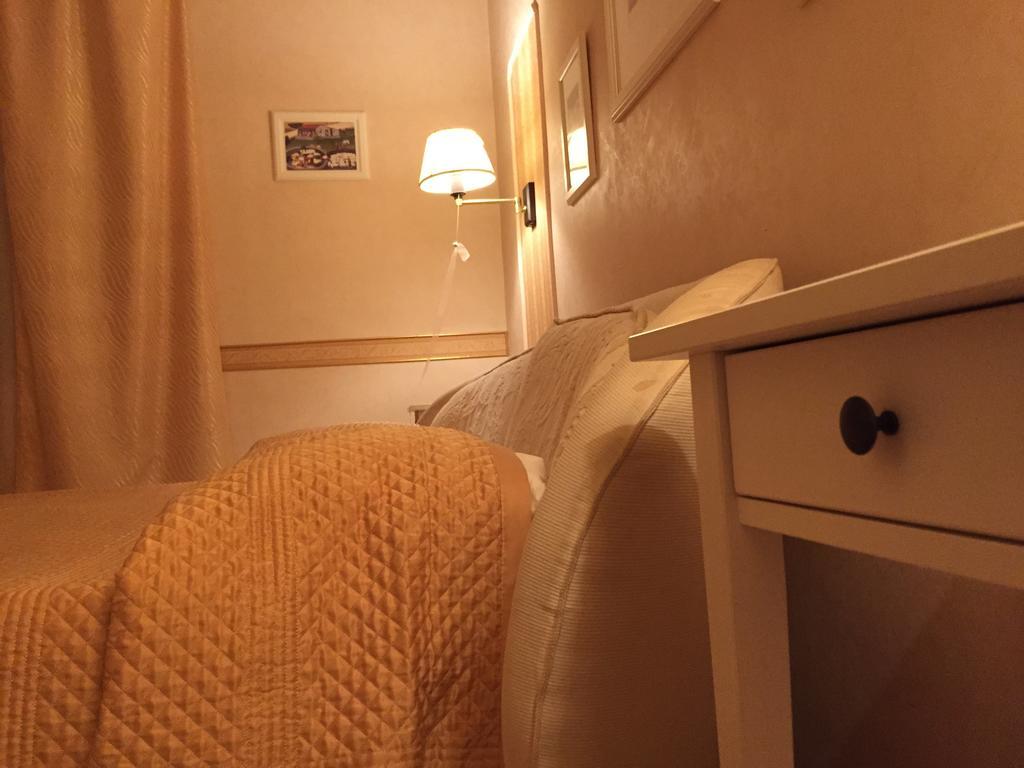 B&B Il Bagolaro Dell'EtnaSant'Agata Li Battiati エクステリア 写真