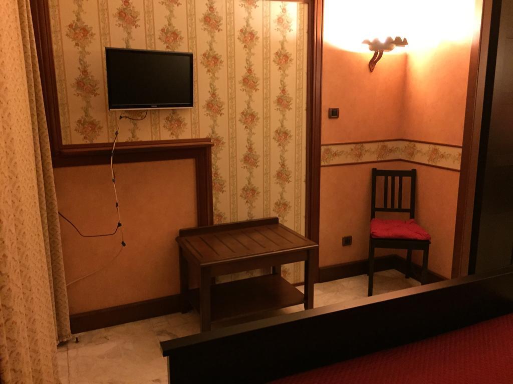 B&B Il Bagolaro Dell'EtnaSant'Agata Li Battiati 部屋 写真